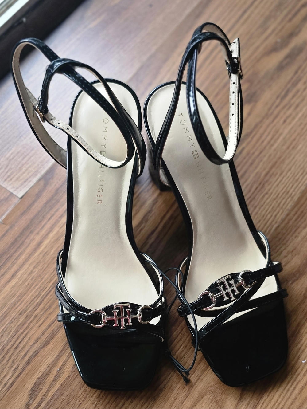 Tommy Hilfiger Black Patent Leather Sandals